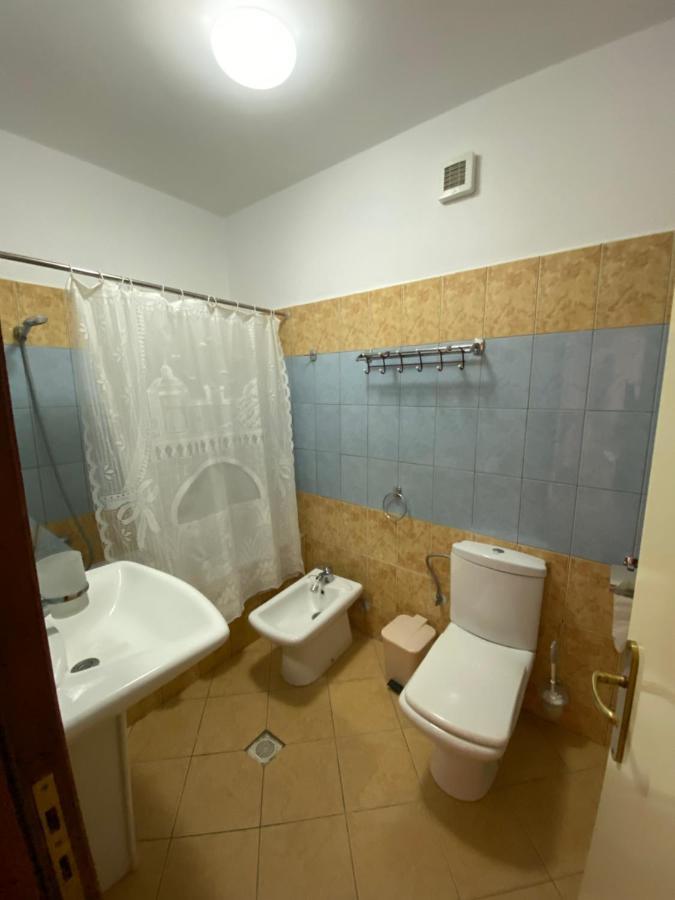 Noar Apartment Sarandë Exteriör bild
