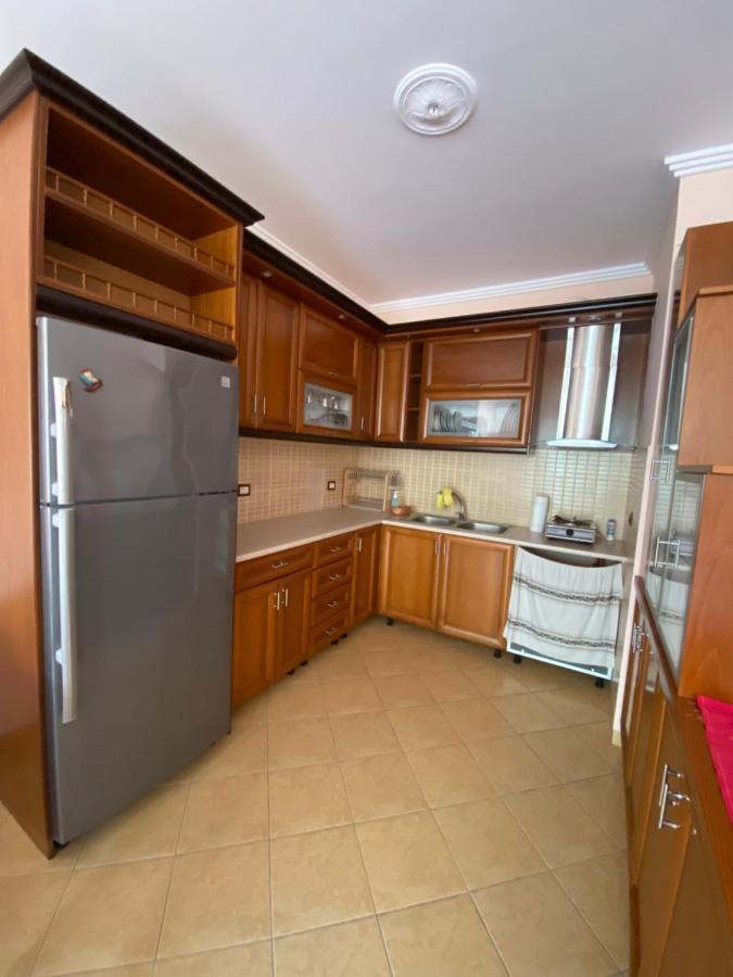 Noar Apartment Sarandë Exteriör bild